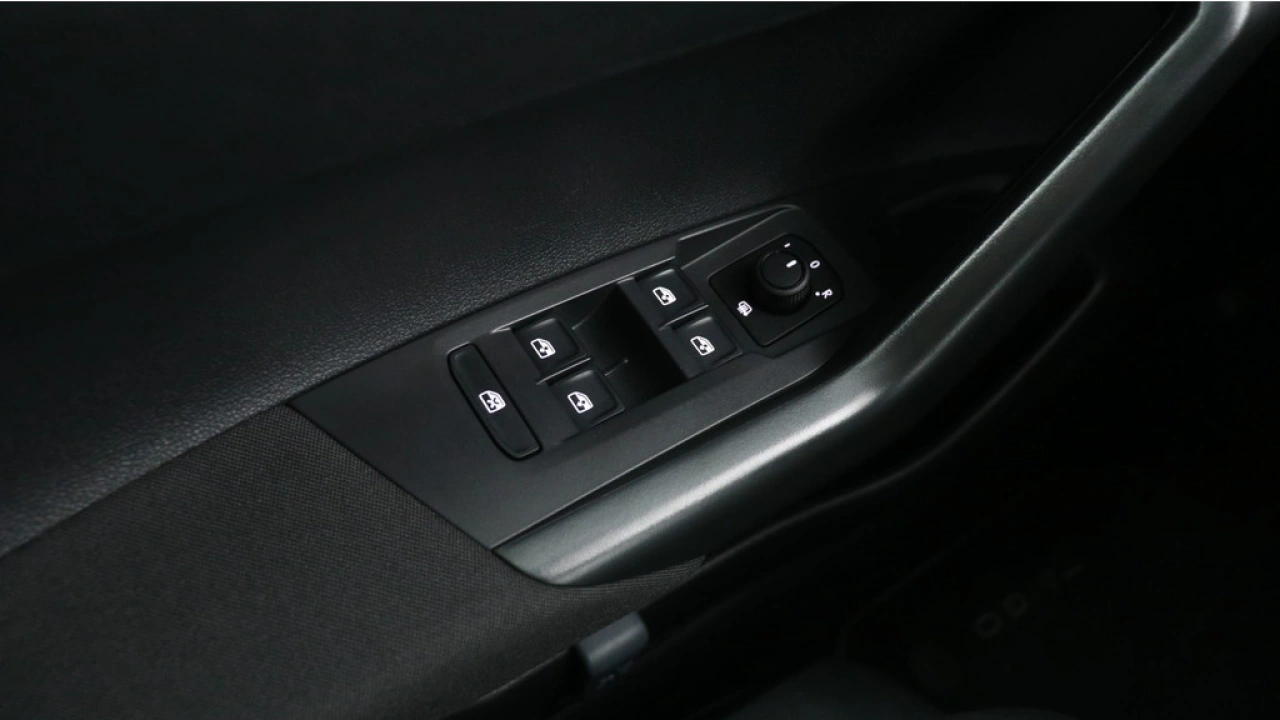 Volkswagen Taigo 1.0 TSI 95pk Life Navigatie Camera