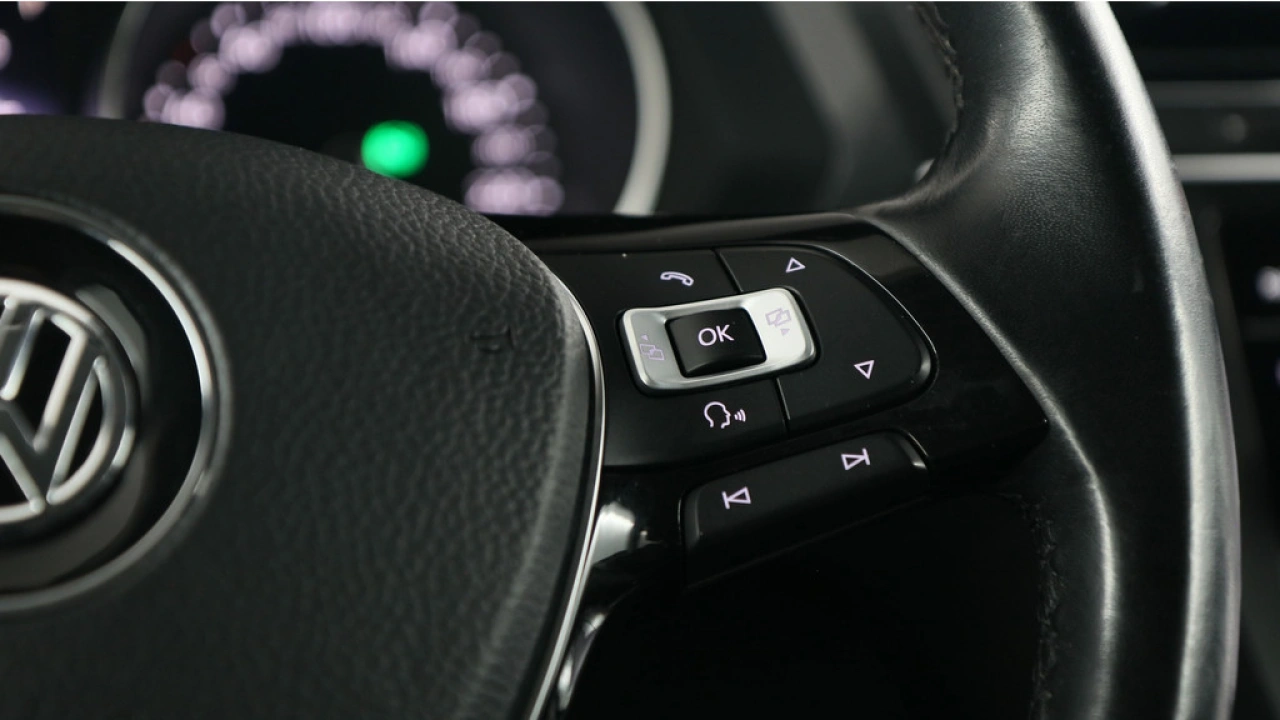 Volkswagen Tiguan Allspace 1.4 TSI Automaat | Comfortline Business | 7 persoons | Trekhaak