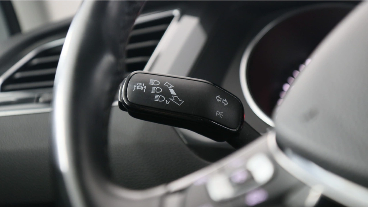 Volkswagen Tiguan Allspace 1.4 TSI Automaat | Comfortline Business | 7 persoons | Trekhaak