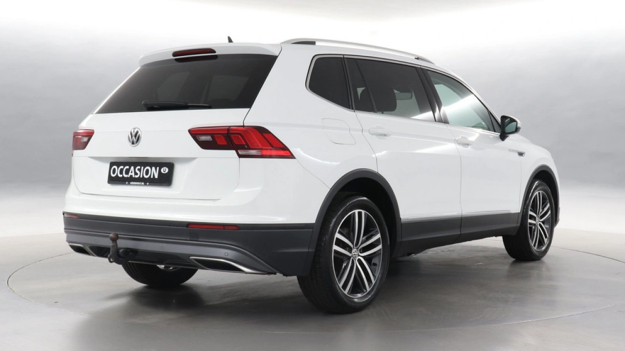 Volkswagen Tiguan Allspace 1.4 TSI Automaat | Comfortline Business | 7 persoons | Trekhaak