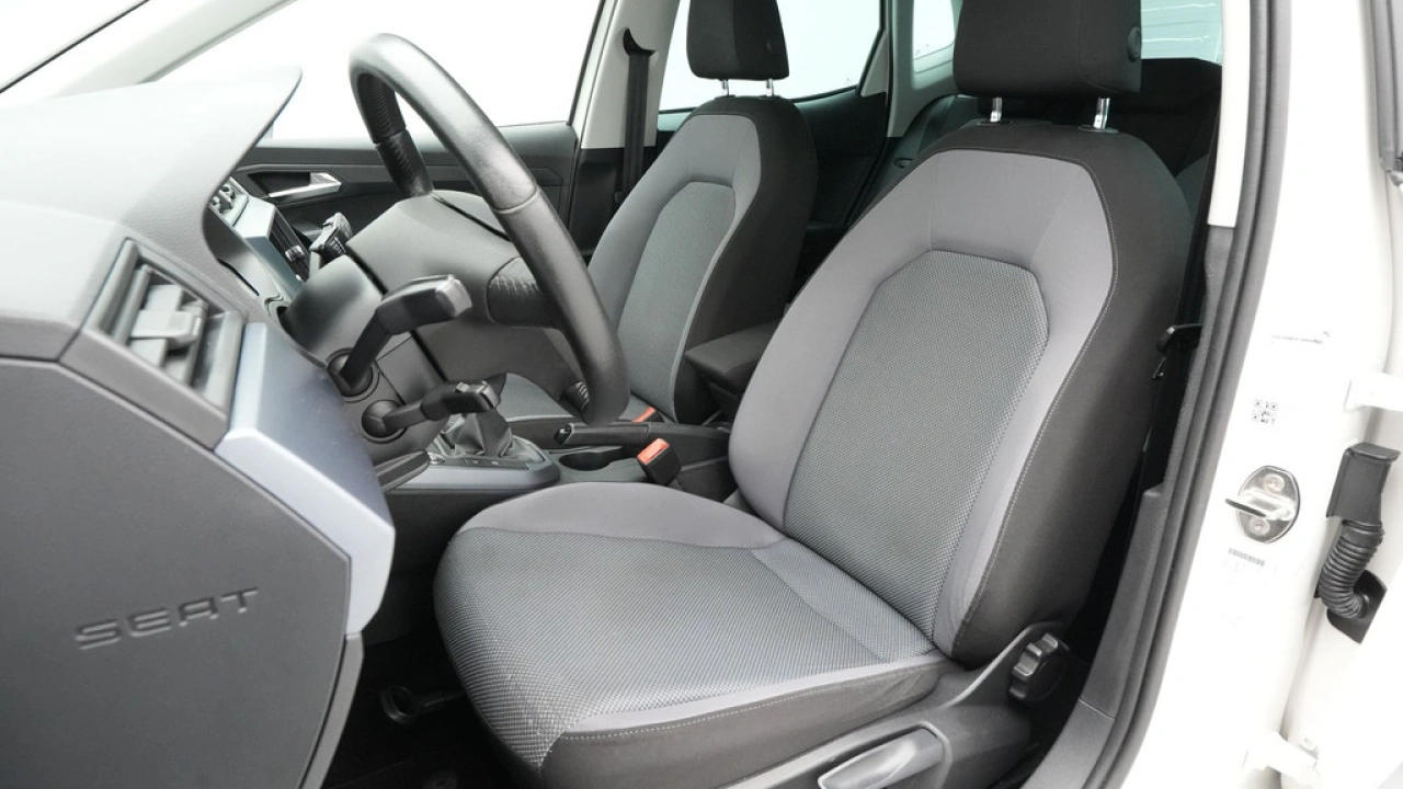 SEAT Arona 1.0 TSI 95pk Style Business Intense