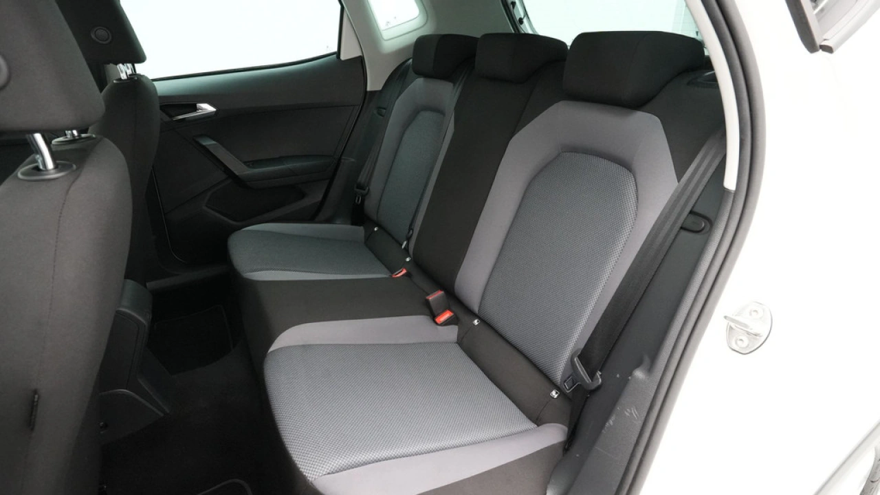 SEAT Arona 1.0 TSI 95pk Style Business Intense