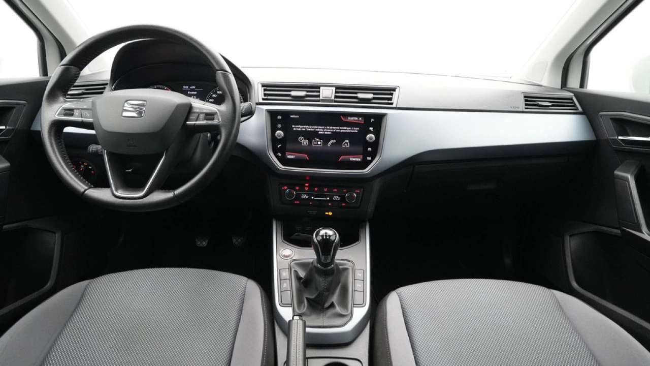 SEAT Arona 1.0 TSI 95pk Style Business Intense