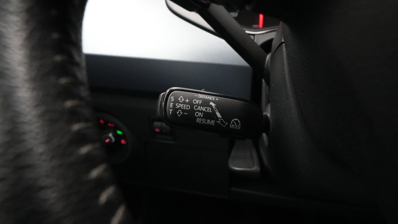 SEAT Arona 1.0 TSI 95pk Style Business Intense