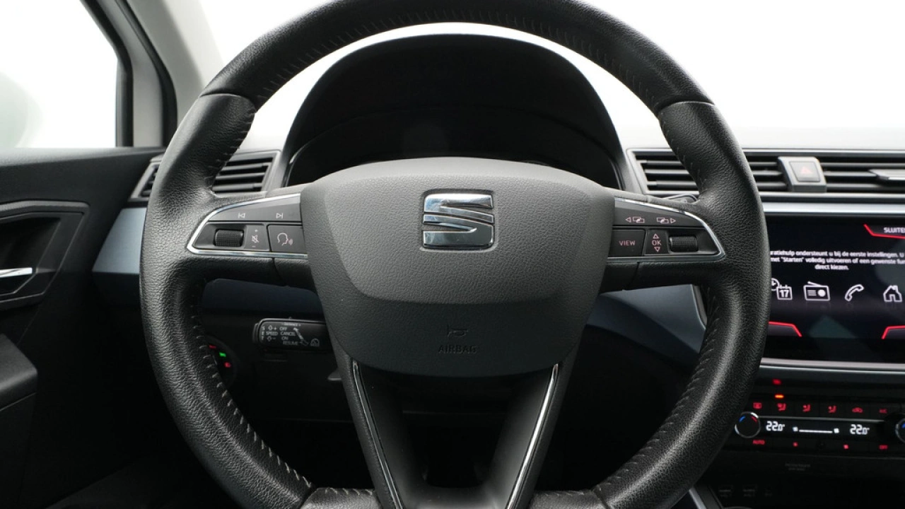 SEAT Arona 1.0 TSI 95pk Style Business Intense