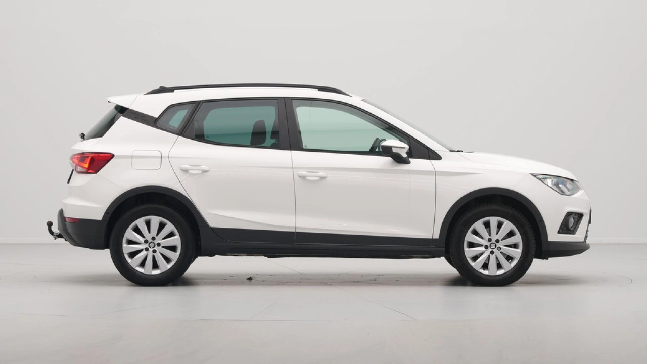 SEAT Arona 1.0 TSI 95pk Style Business Intense
