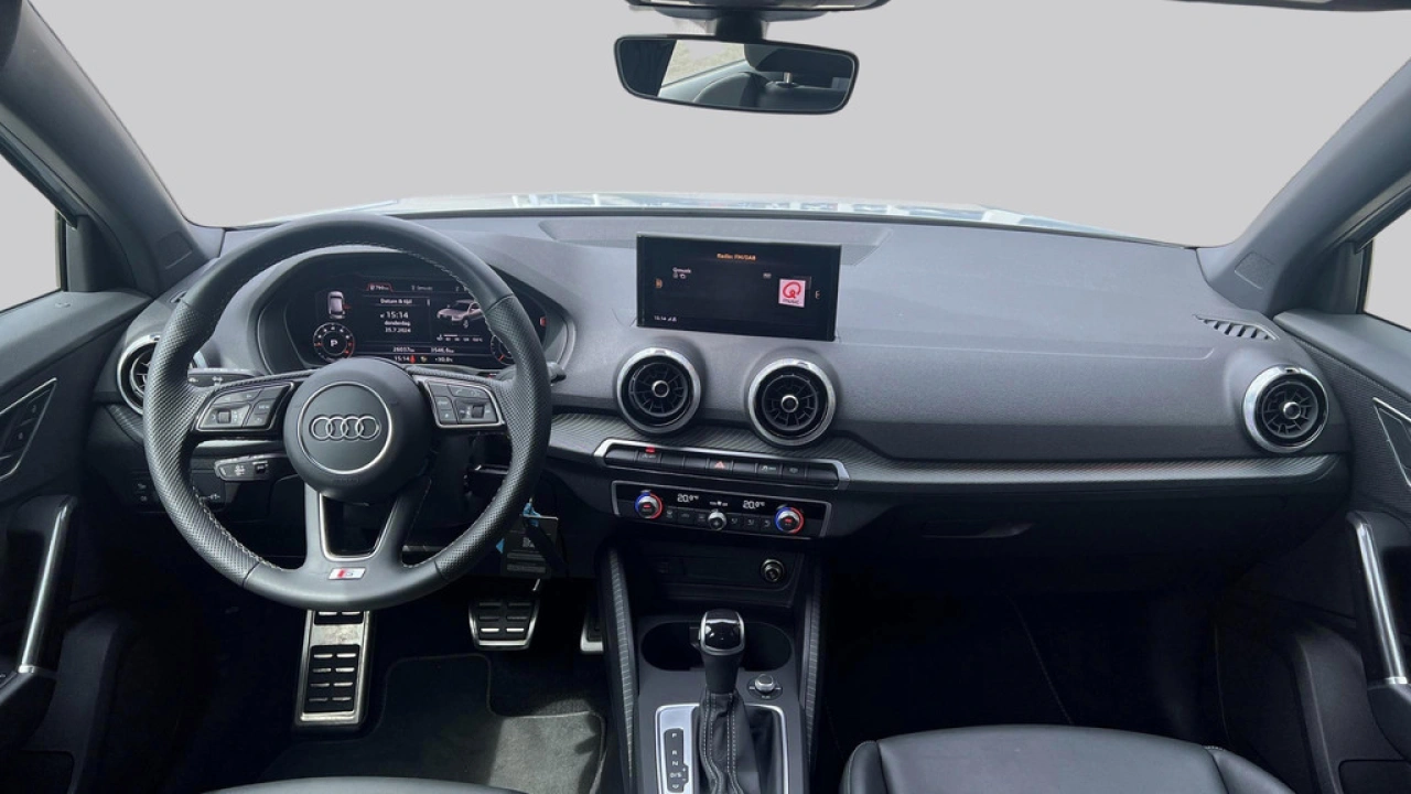 Audi Q2 35 TFSI S-Line Edition | Automaat | Matrix LED | Ambient light |