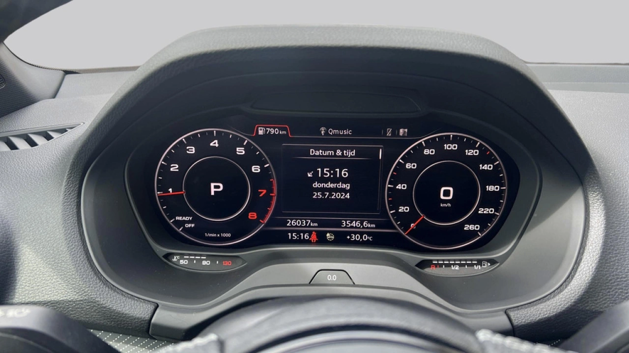 Audi Q2 35 TFSI S-Line Edition | Automaat | Matrix LED | Ambient light |