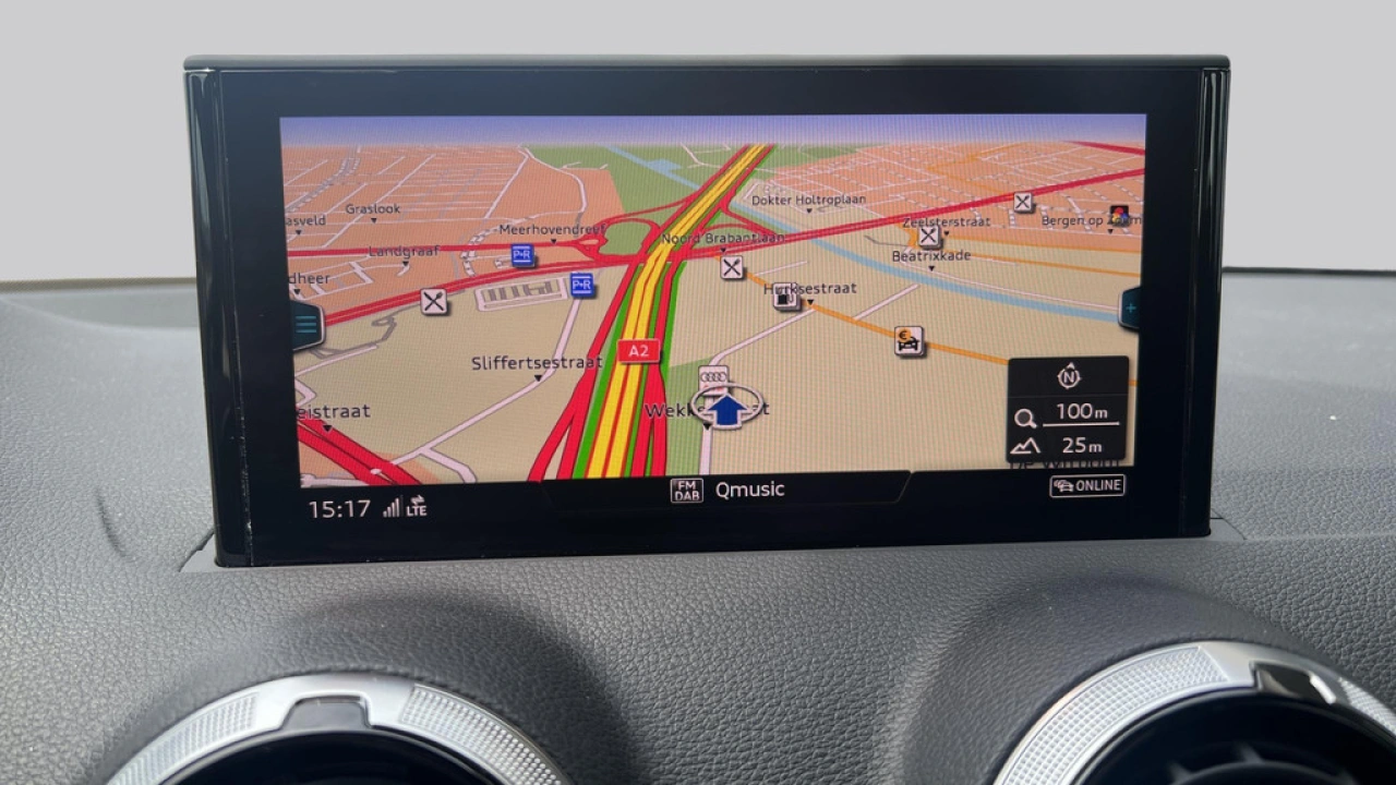 Audi Q2 35 TFSI S-Line Edition | Automaat | Matrix LED | Ambient light |