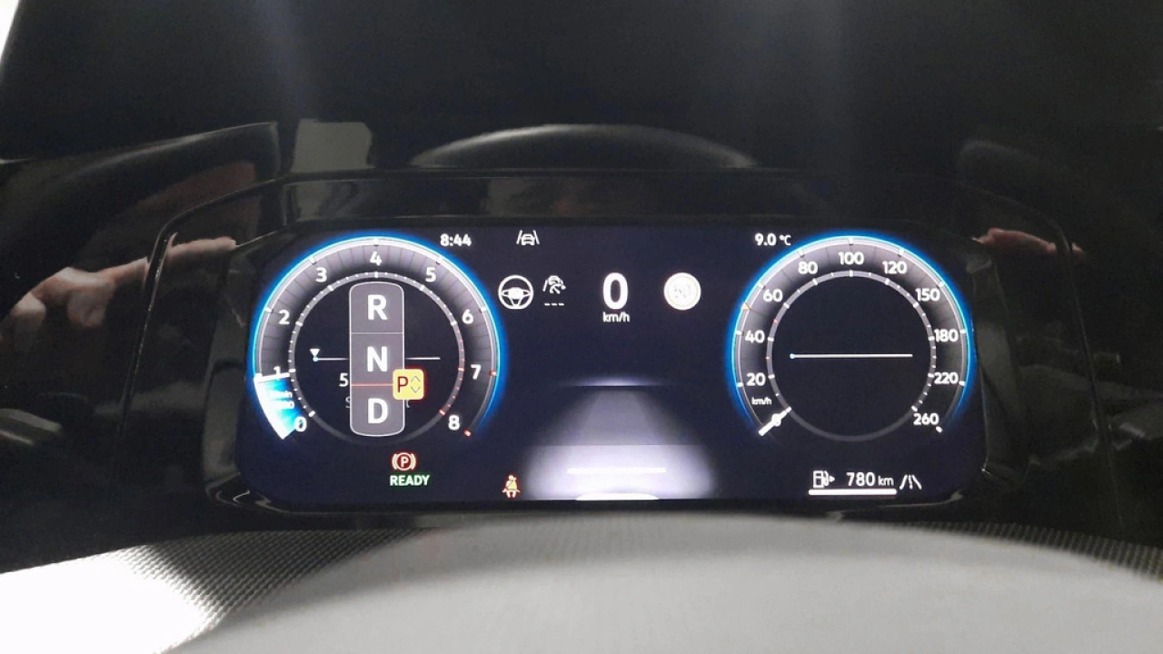 Volkswagen Golf 1.5 eTSI Automaat R-Line Edition | Demo | LED Matrix | 18