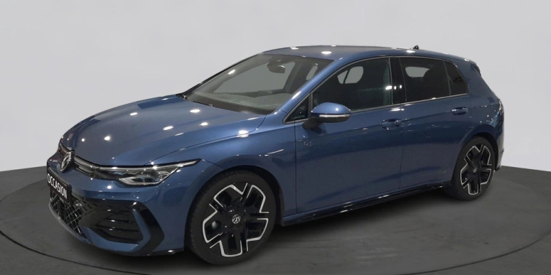 Volkswagen Golf 1.5 eTSI Automaat R-Line Edition | Demo | LED Matrix | 18