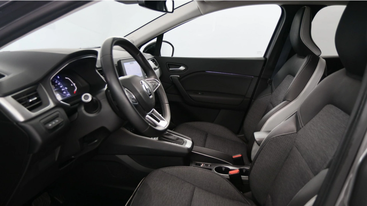 Renault Captur 1.3 TCe 140pk Intens Automaat