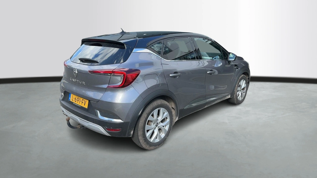 Renault Captur 1.3 TCe 140pk Intens Automaat