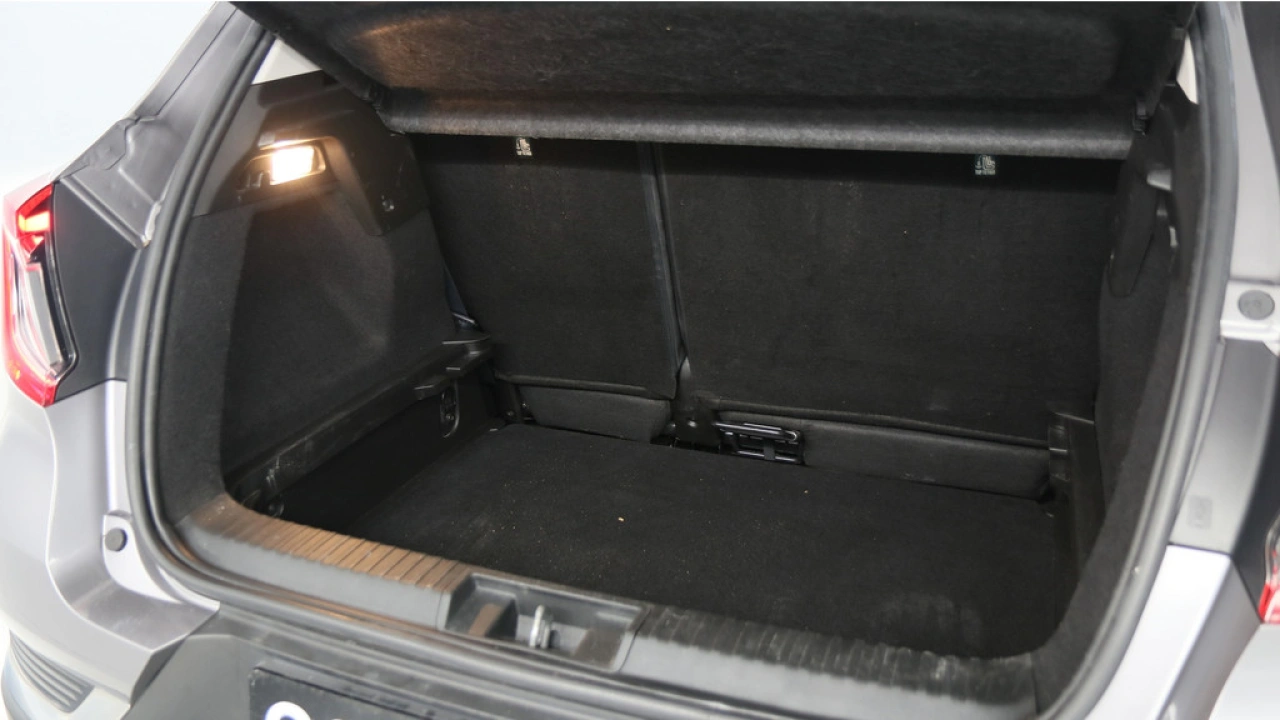 Renault Captur 1.3 TCe 140pk Intens Automaat