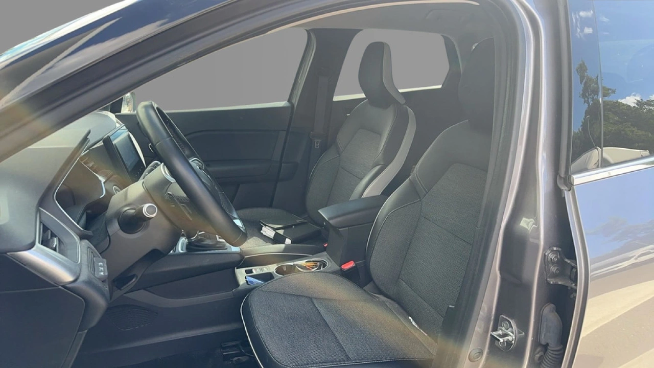 Renault Captur 1.3 TCe 140pk Intens Automaat