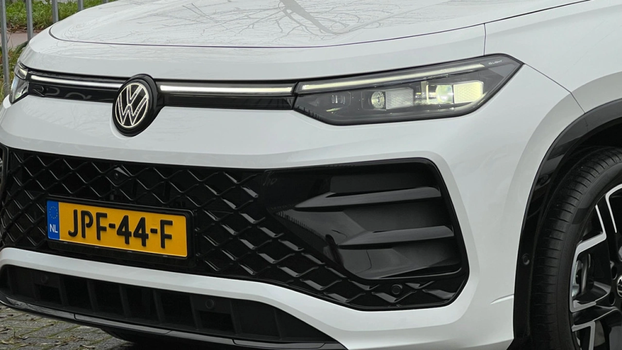 Volkswagen Tayron 1.5 eHybrid 204pk DSG R-Line Edition