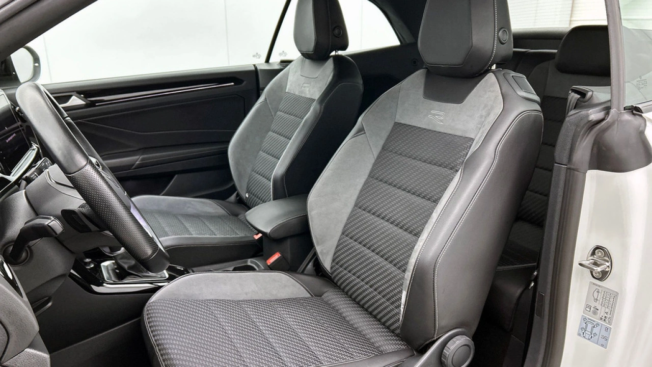 Volkswagen T-Roc Cabrio 1.5 TSI 150pk Automaat R-Line Black Style