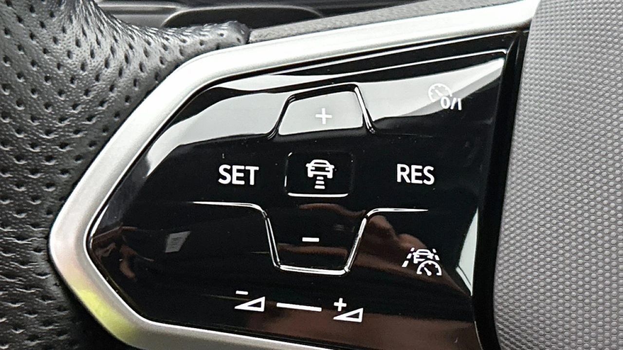 Volkswagen T-Roc Cabrio 1.5 TSI 150pk Automaat R-Line Black Style