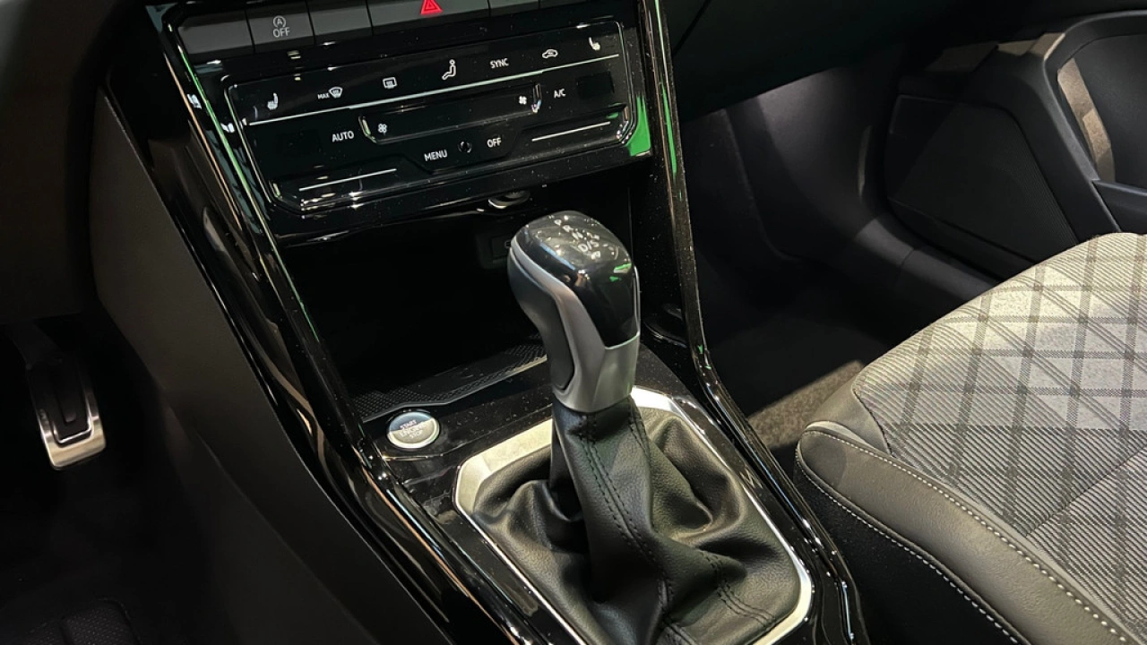 Volkswagen T-Roc 1.5 TSI 150pk DSG R-Line Edition