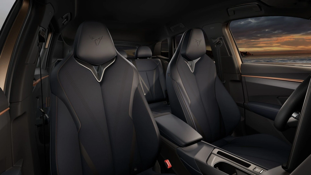 CUPRA Terramar 1.5 TSI e-Hybrid 204 6DSG Business