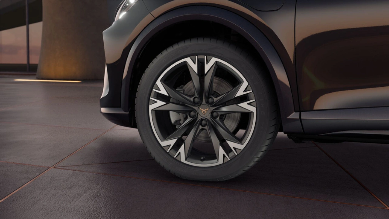 CUPRA Formentor 1.5 TSI e-Hybrid 204 6DSG Business