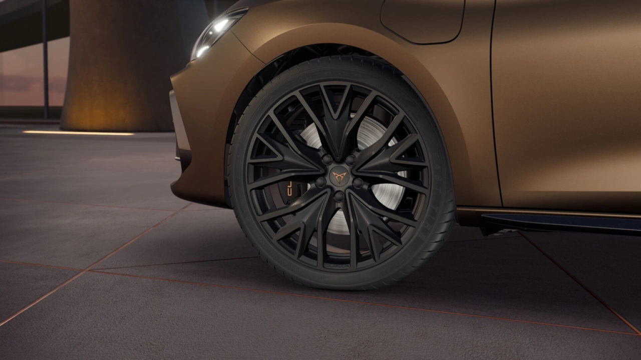 CUPRA Leon 1.5 TSI e-Hybrid 272 6DSG VZ Performance