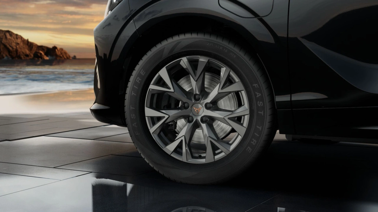 CUPRA Terramar 1.5 TSI e-Hybrid 204 6DSG Essential