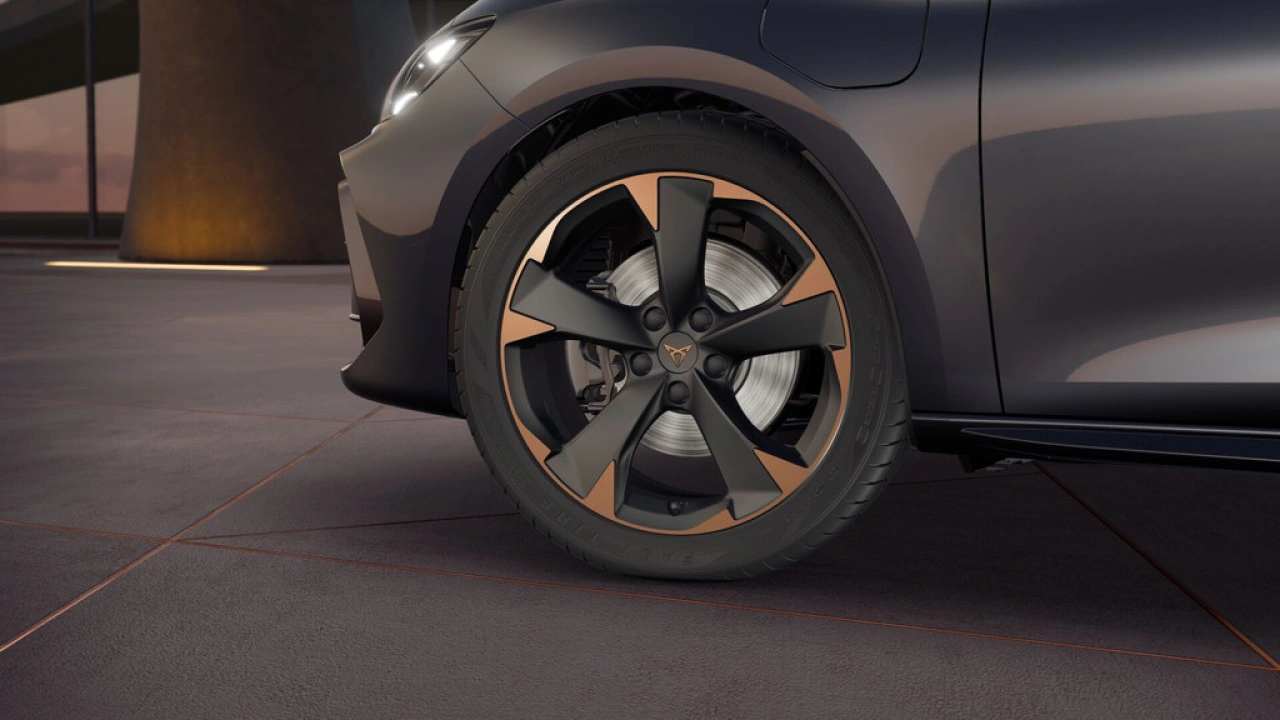 CUPRA Leon 1.5 TSI e-Hybrid 204 6DSG Essential