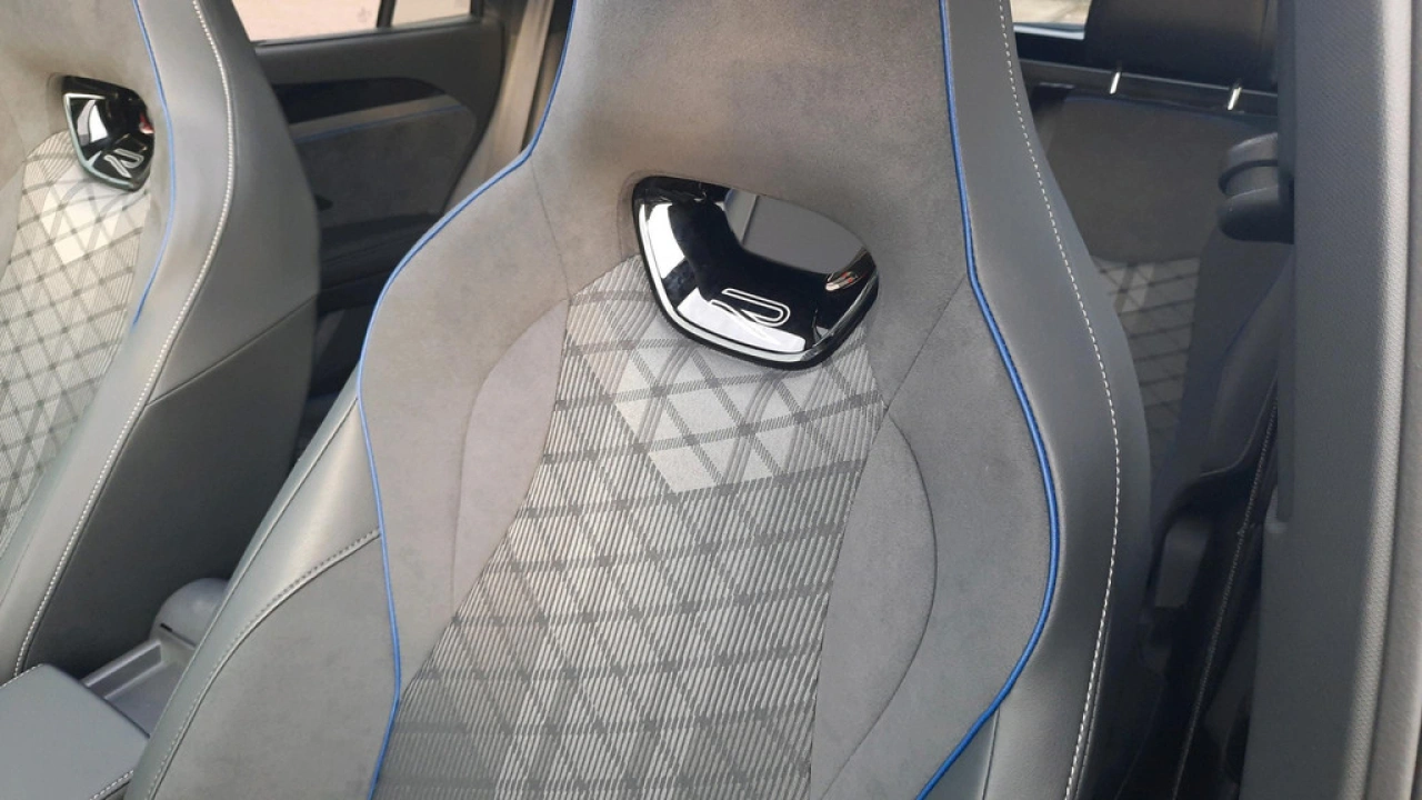 Volkswagen Tayron 1.5 eHybrid R-Line Edition | Design pakket | Black Style | Assistance pakket+