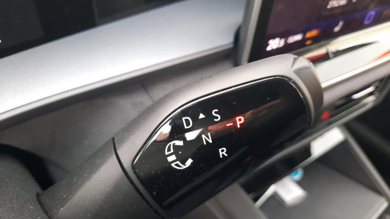 Volkswagen Tayron 1.5 eHybrid R-Line Edition | Design pakket | Black Style | Assistance pakket+