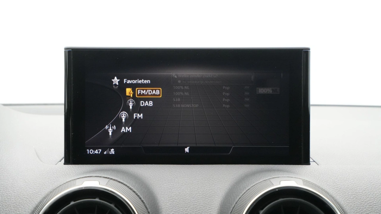 Audi Q2 35 TFSI 150pkS-tronic S-line