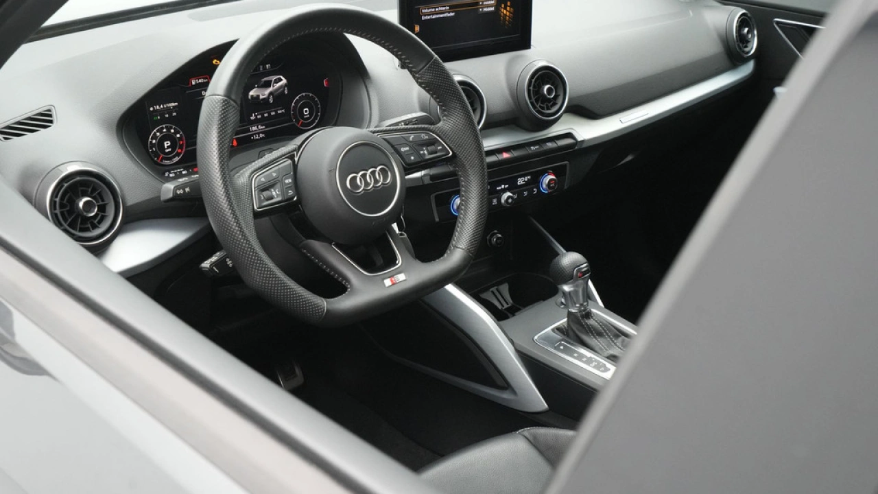 Audi Q2 35 TFSI 150pkS-tronic S-line