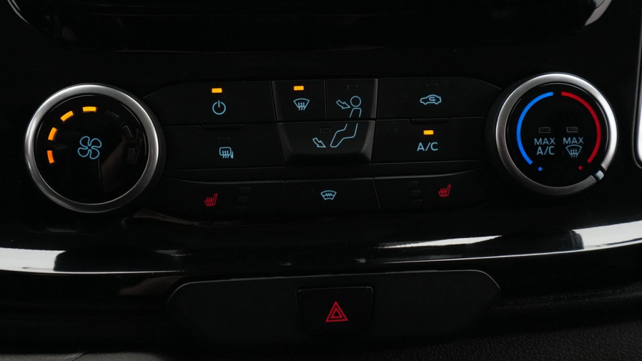 Ford Transit Custom 320 2.0 TDCI 136kW 185PK L2H1 Sport AUT