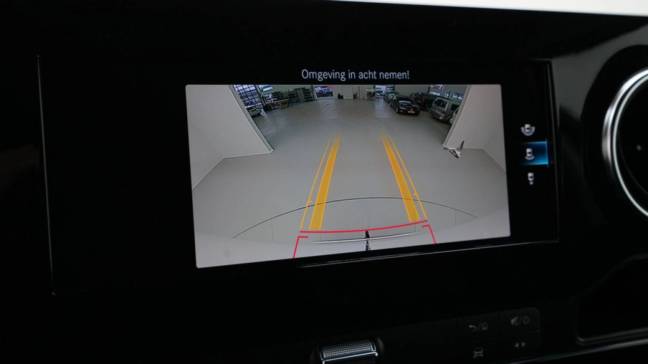 Mercedes-Benz Sprinter Dubbele Cabine 319 2.0 CDI 140kW 190PK L3H3 AUT