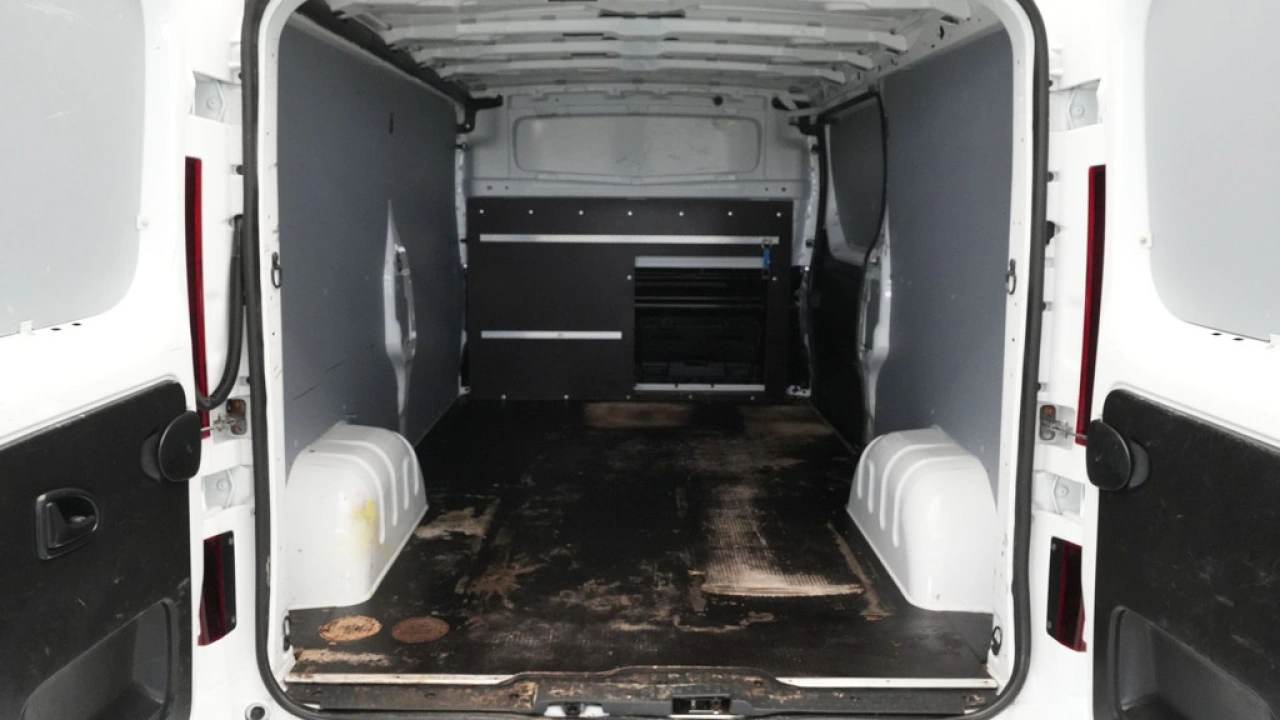 Opel Vivaro 1.6 CDTI 107kW 145PK L2H1 Sport Irmscher