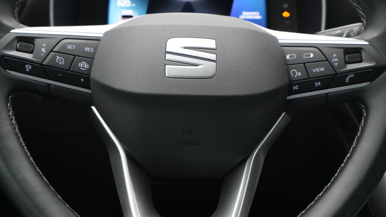 SEAT Leon 1.0 TSI 110pk Style Business Intense