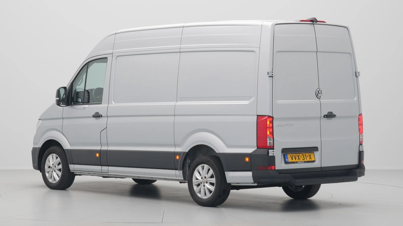 VW Bedrijfswagens Crafter 30 2.0 TDI 130kW 177PK L3H3 Exclusive AUT