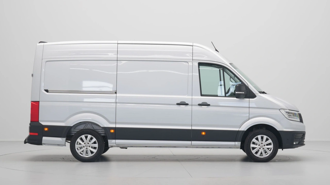 VW Bedrijfswagens Crafter 30 2.0 TDI 130kW 177PK L3H3 Exclusive AUT