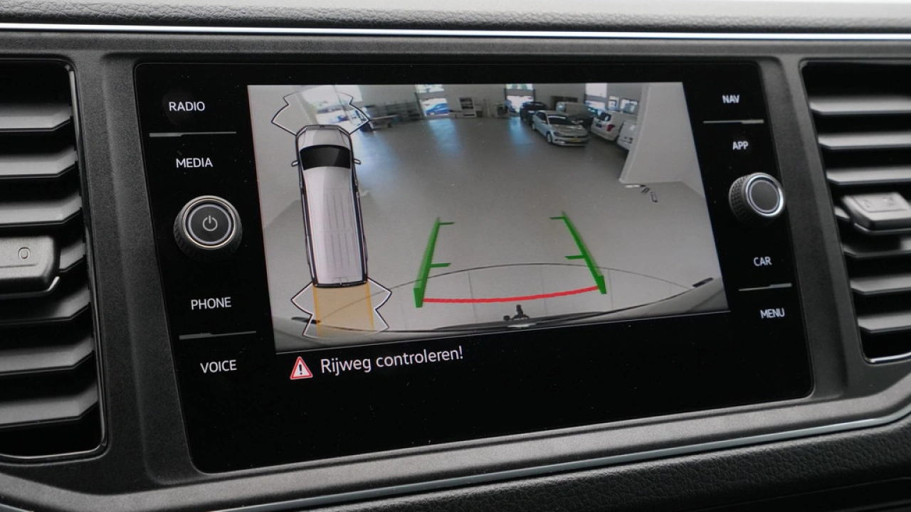 VW Bedrijfswagens Crafter 35 2.0 TDI 103kW 140PK L3H3 Exclusive EURO VI