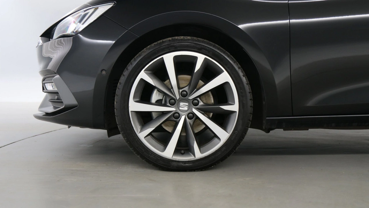 SEAT Leon Sportstourer 1.5 eTSI 150pk FR Launch Edition DSG