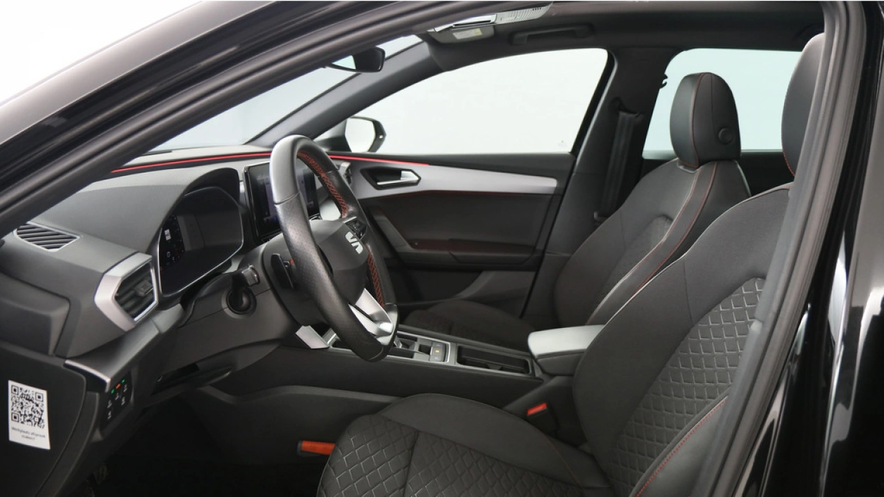 SEAT Leon Sportstourer 1.5 eTSI 150pk FR Launch Edition DSG