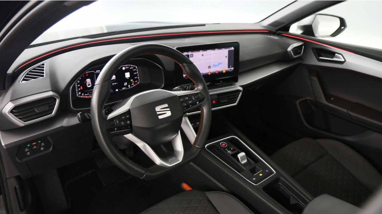 SEAT Leon Sportstourer 1.5 eTSI 150pk FR Launch Edition DSG