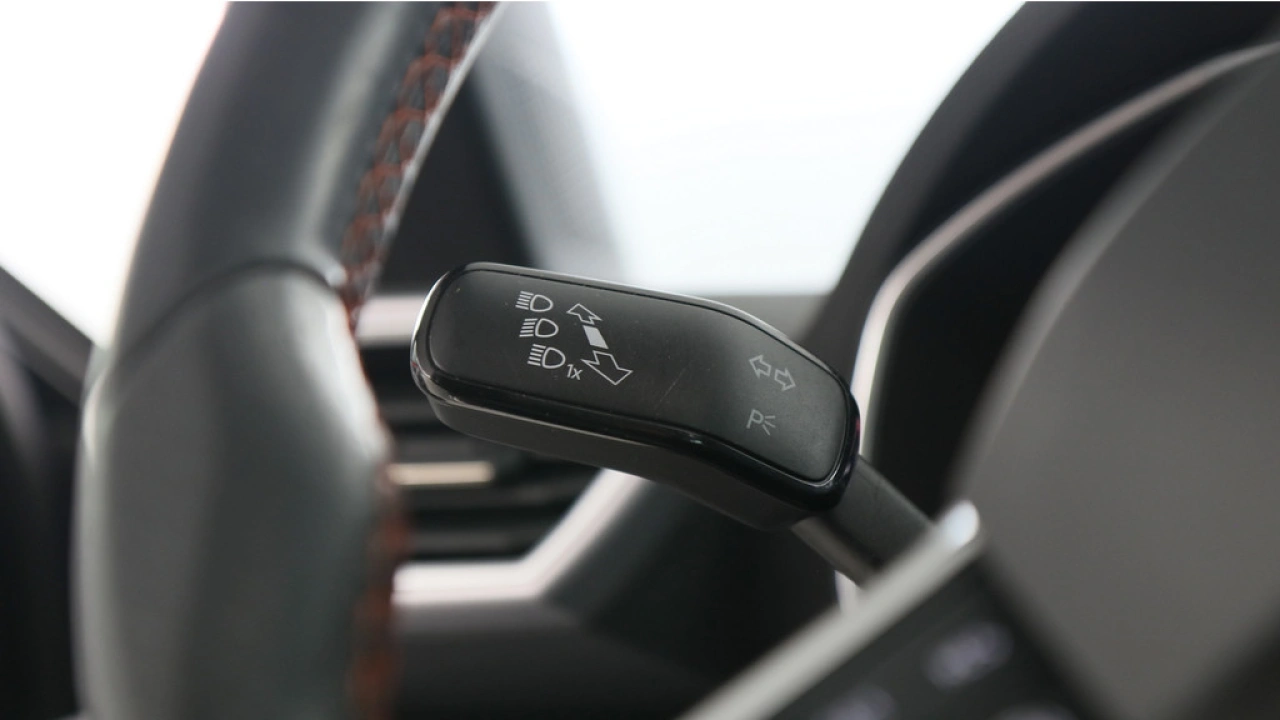 SEAT Leon Sportstourer 1.5 eTSI 150pk FR Launch Edition DSG