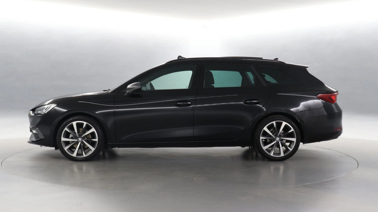 SEAT Leon Sportstourer 1.5 eTSI 150pk FR Launch Edition DSG