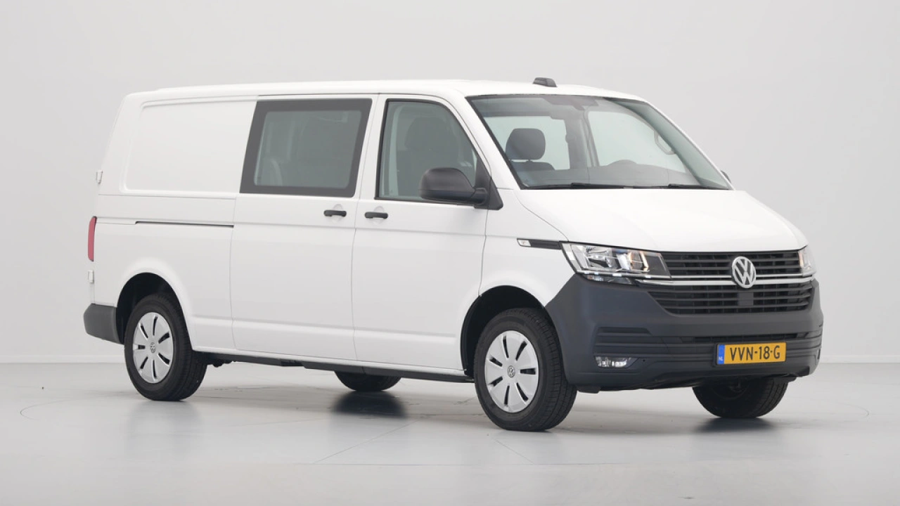 VW Bedrijfswagens Transporter Dubbel Cabine L2H1 110pk Comfortline