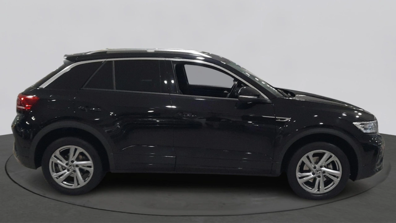 Volkswagen T-Roc 1.5 TSI Automaat | R-Line Business | trekhaak | Camera | Nieuw binnen|