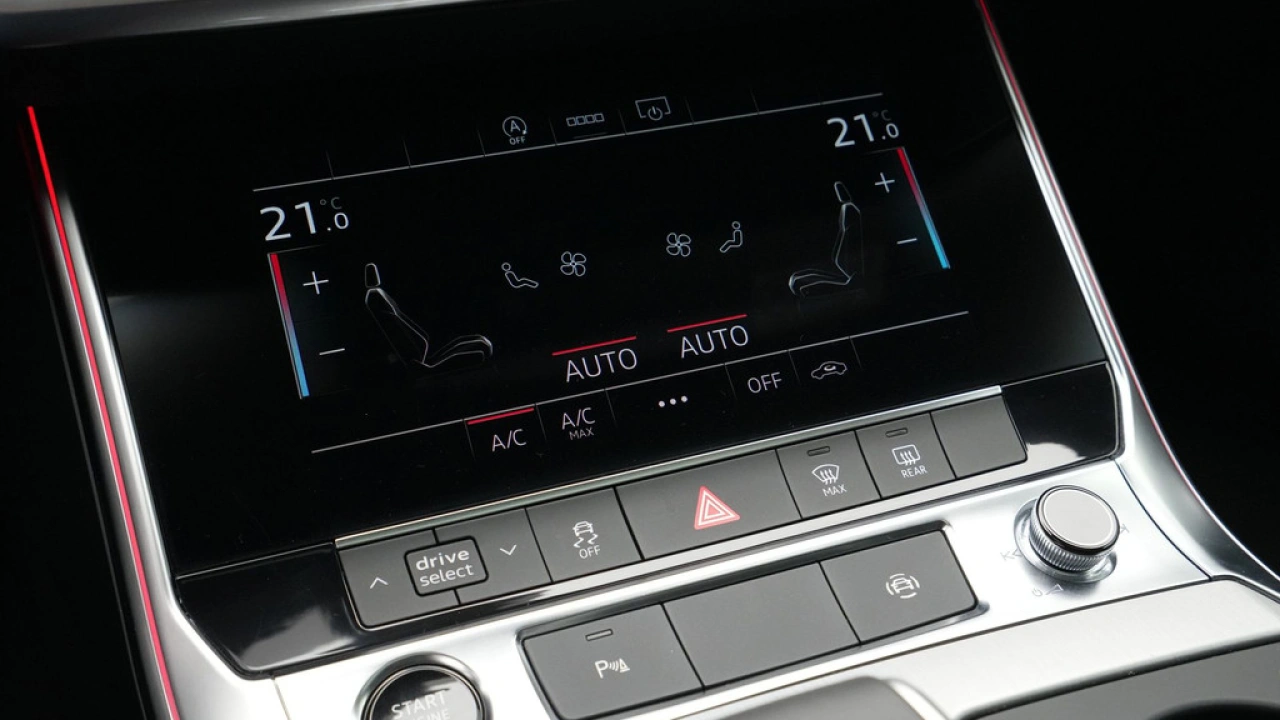 Audi A6 Avant 40 TFSI 204 pk S line edition Competition