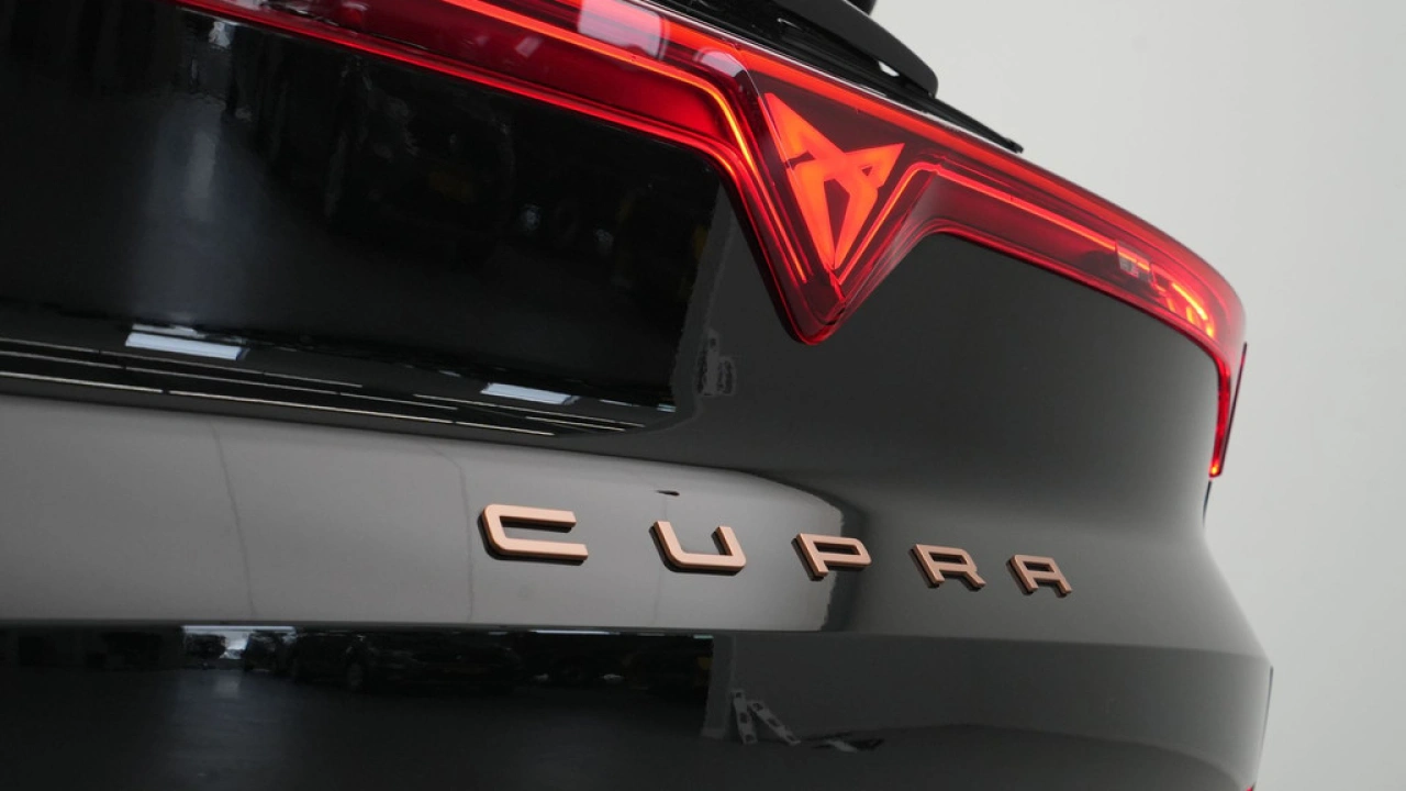 CUPRA Terramar 1.5 TSI e-Hybrid 272pk VZ Performance