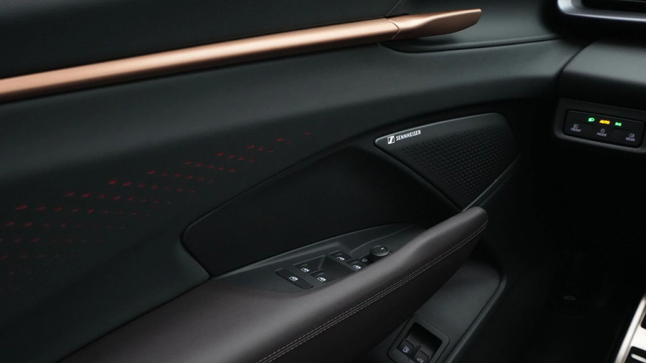 CUPRA Terramar 1.5 TSI e-Hybrid 272pk VZ Performance