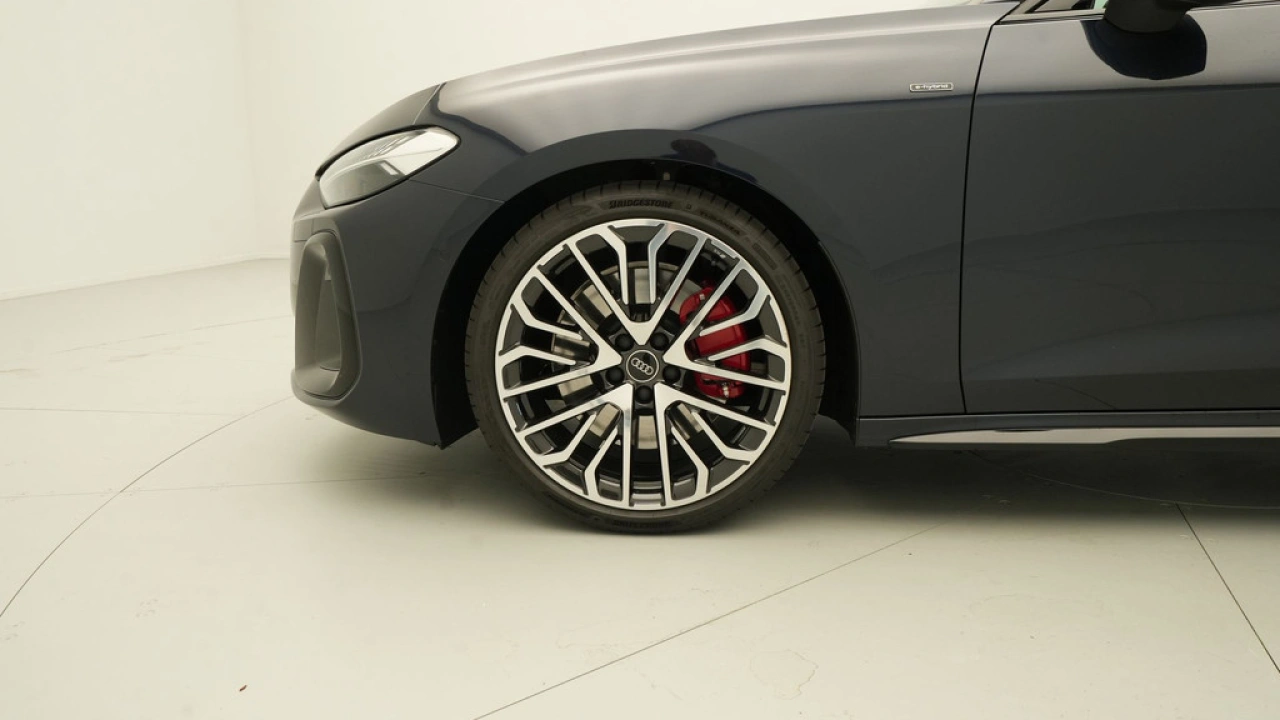 Audi A5 Avant 2.0 e-hybrid quattro S-Line edition